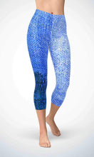 Load image into Gallery viewer, Blue denim skin capri - Shopping ing