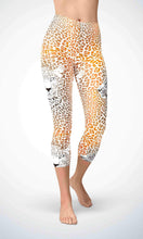 Load image into Gallery viewer, Gold lion skin capri - Shopping ing