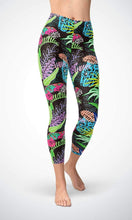 Load image into Gallery viewer, chameleon in jungle 8 points lifestyle legging - Shopping ing