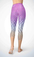 Load image into Gallery viewer, Pink crocodile skin capri - Shopping ing
