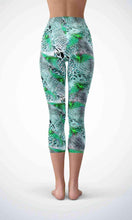 Load image into Gallery viewer, Green forest capri - Shopping ing
