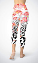 Load image into Gallery viewer, Pink flower skin 8 points lifestyle legging - Shopping ing
