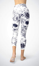 Load image into Gallery viewer, White lovely skull 8 points lifestyle legging - Shopping ing
