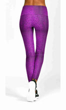 Load image into Gallery viewer, Pink crocodile skin workout yoga pants - Shopping ing
